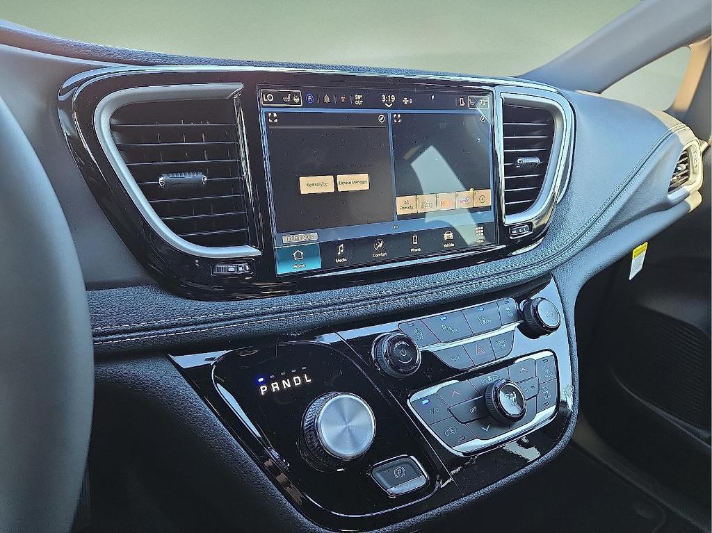 new 2026 Chrysler Pacifica car, priced at $43,416