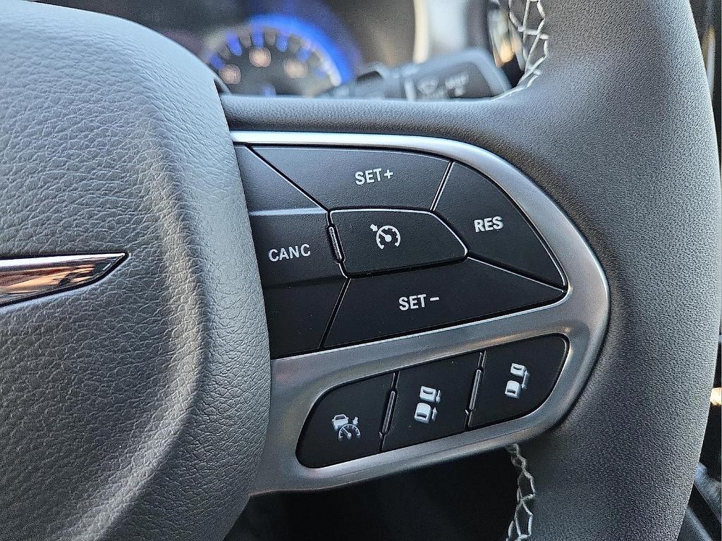 new 2026 Chrysler Pacifica car, priced at $43,416