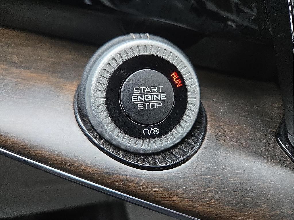 used 2022 Jeep Grand Wagoneer car, priced at $50,681