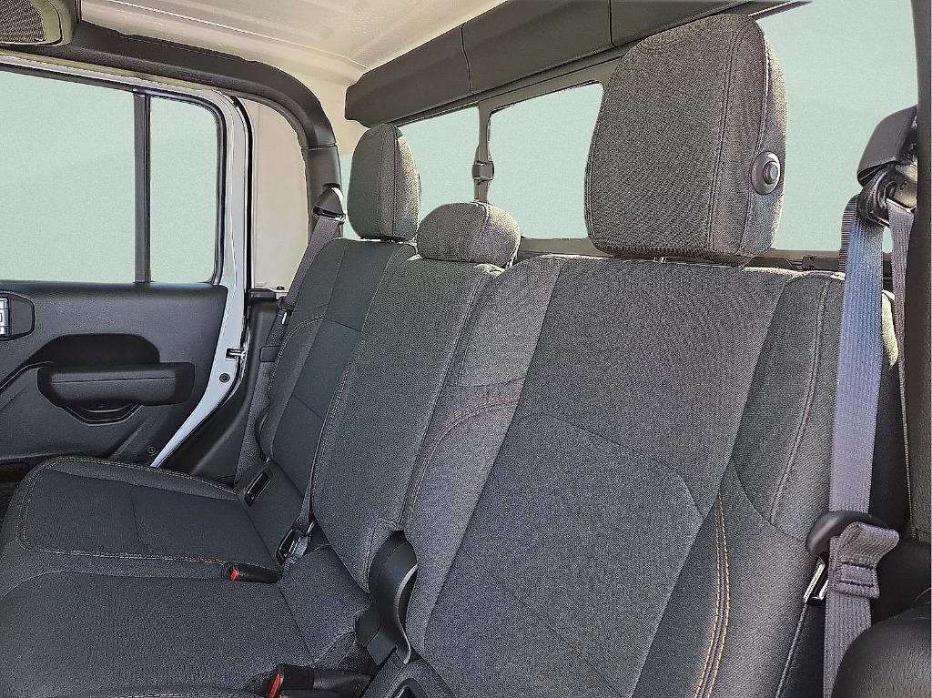 new 2025 Jeep Gladiator car, priced at $45,859