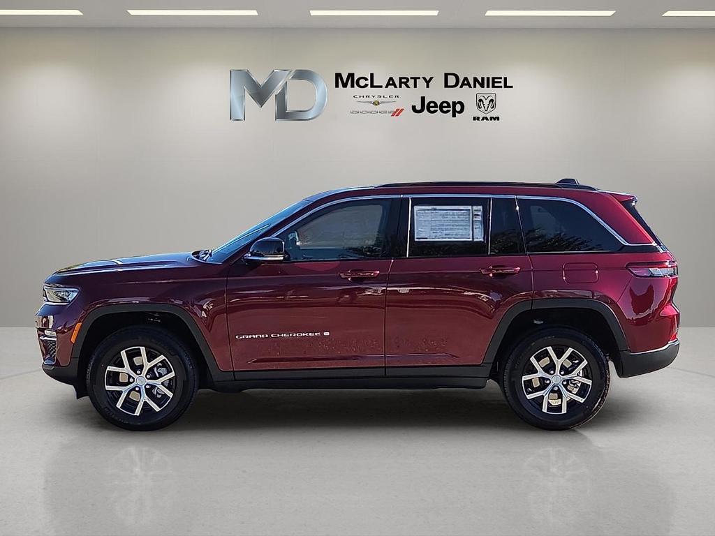 new 2025 Jeep Grand Cherokee car, priced at $41,846