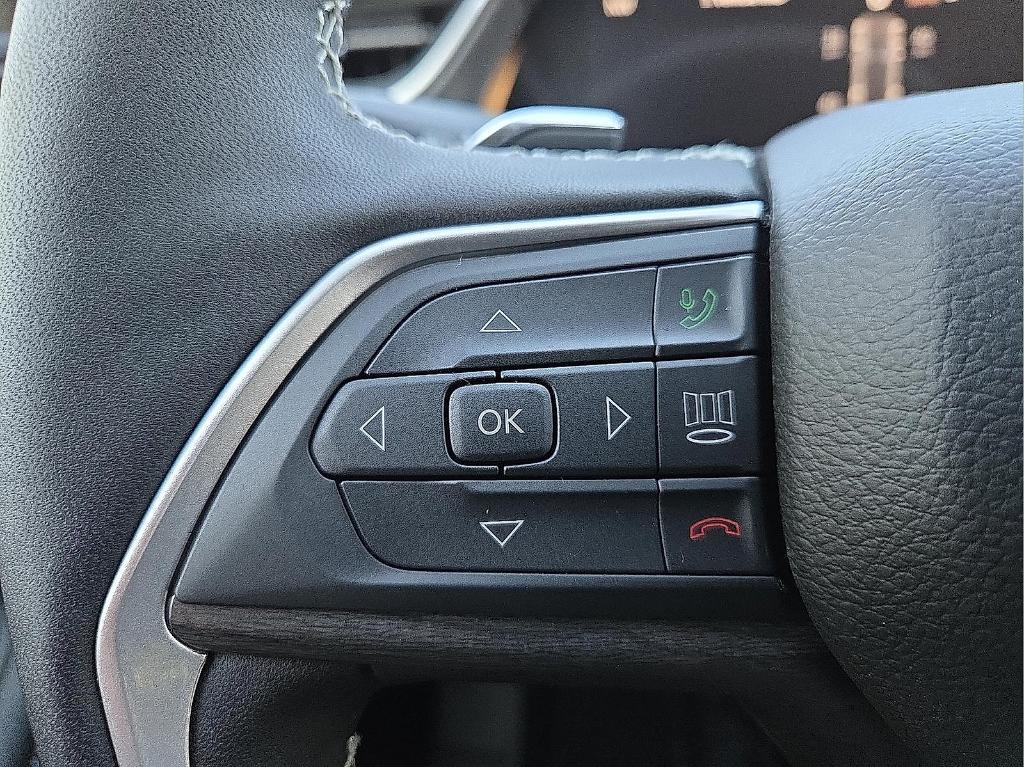 new 2025 Jeep Grand Cherokee car, priced at $41,846