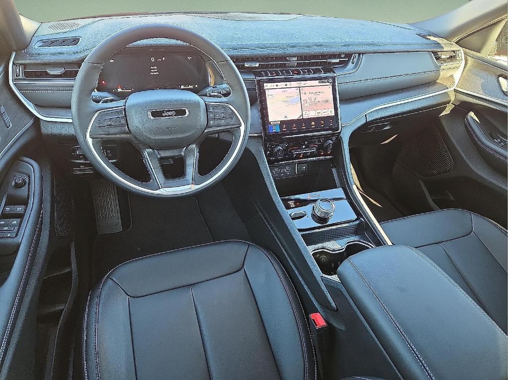 new 2025 Jeep Grand Cherokee car, priced at $41,846