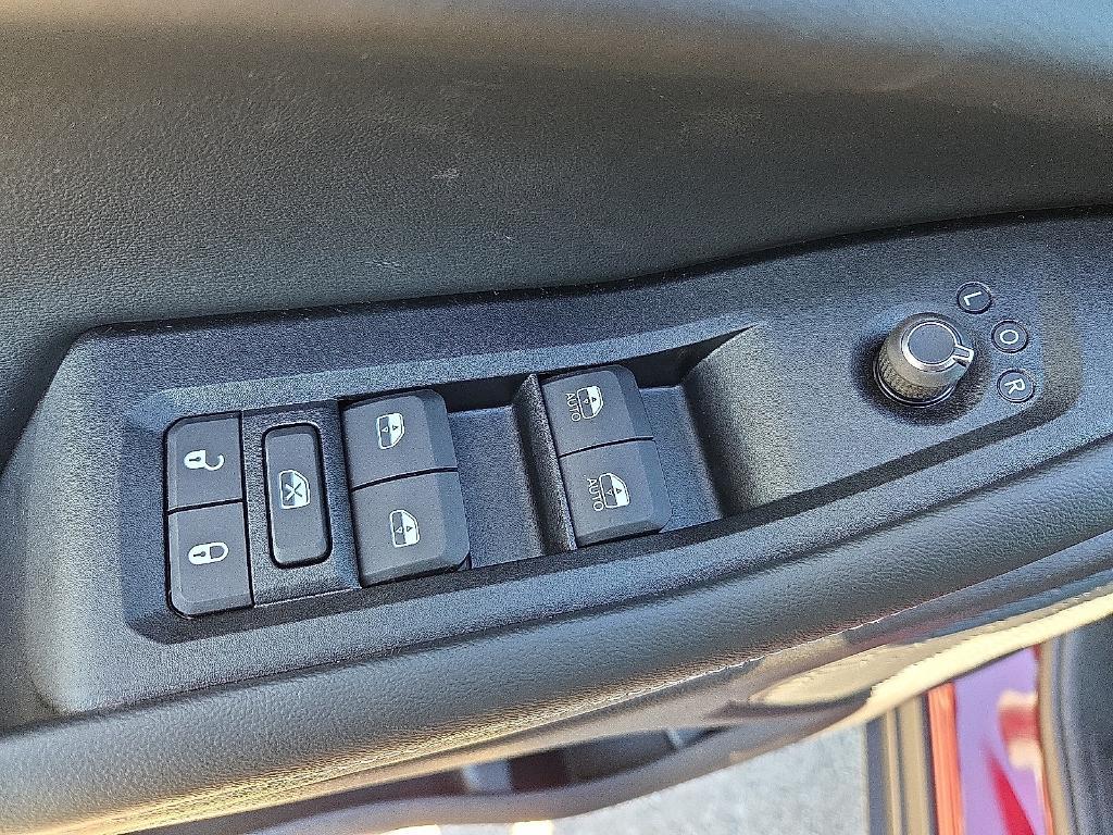 new 2025 Jeep Grand Cherokee car, priced at $41,846