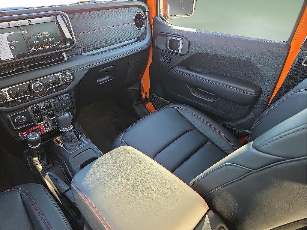 new 2025 Jeep Gladiator car, priced at $47,641