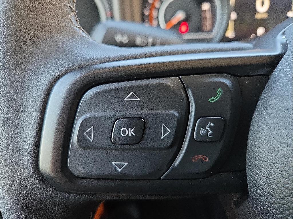 new 2025 Jeep Gladiator car, priced at $47,641