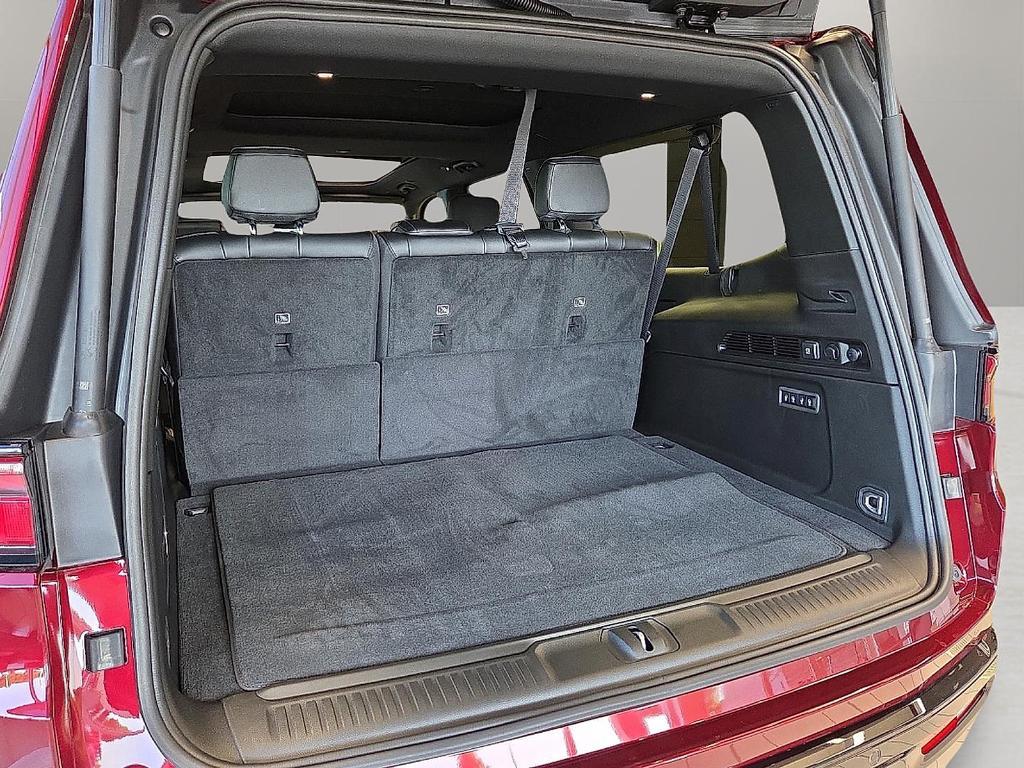 new 2025 Jeep Wagoneer L car, priced at $75,454