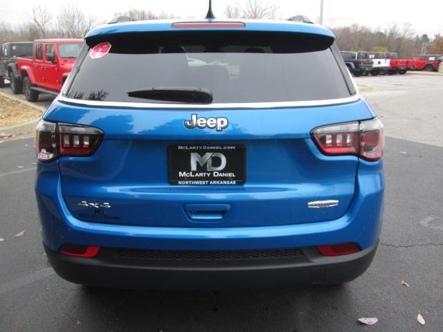 new 2025 Jeep Compass car, priced at $26,252