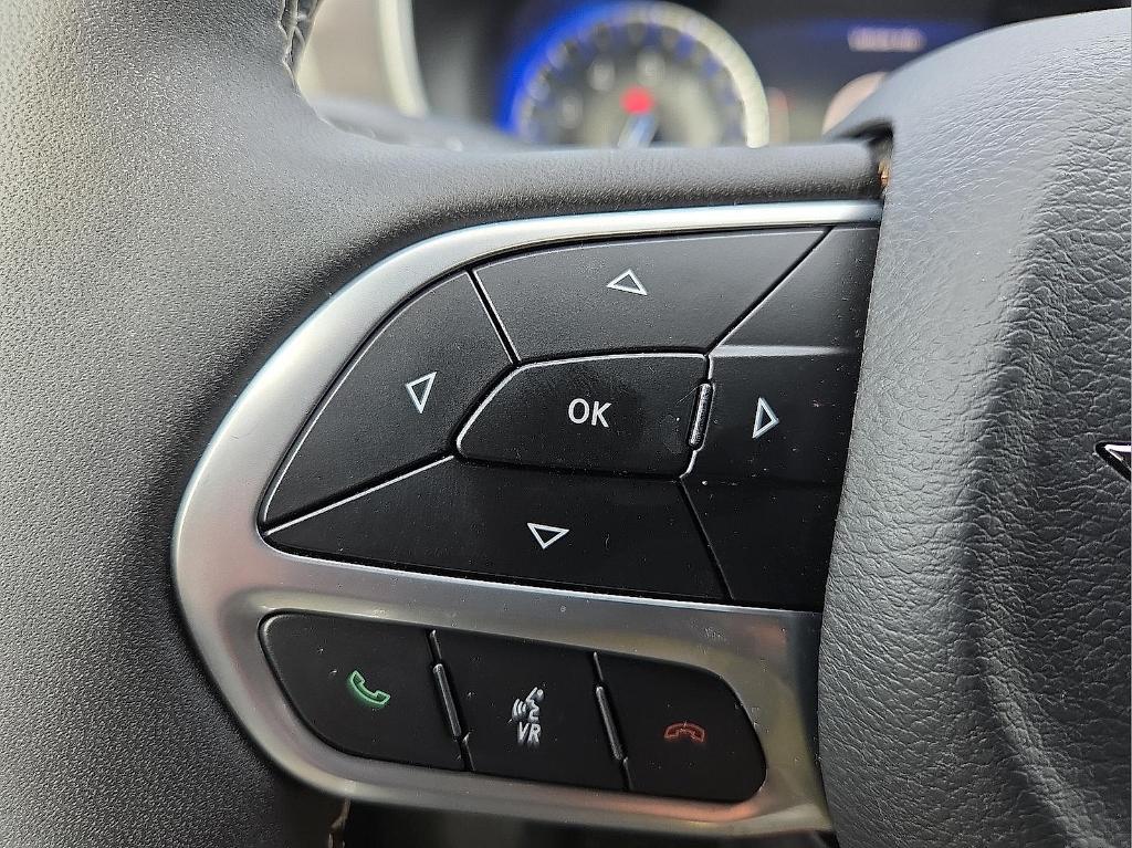 new 2025 Chrysler Pacifica car, priced at $36,847