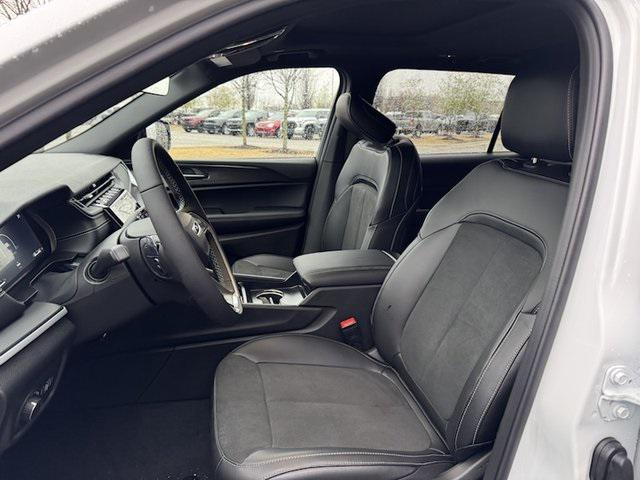 new 2025 Jeep Grand Cherokee L car, priced at $43,384