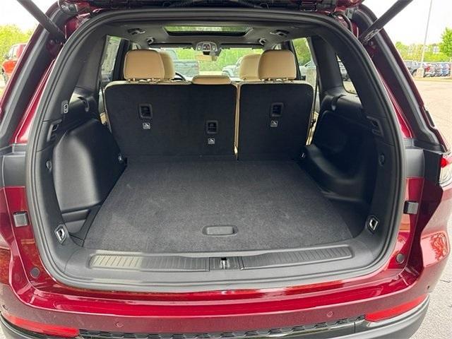 new 2025 Jeep Grand Cherokee car, priced at $44,084