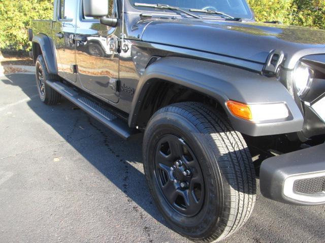 used 2023 Jeep Gladiator car, priced at $31,413