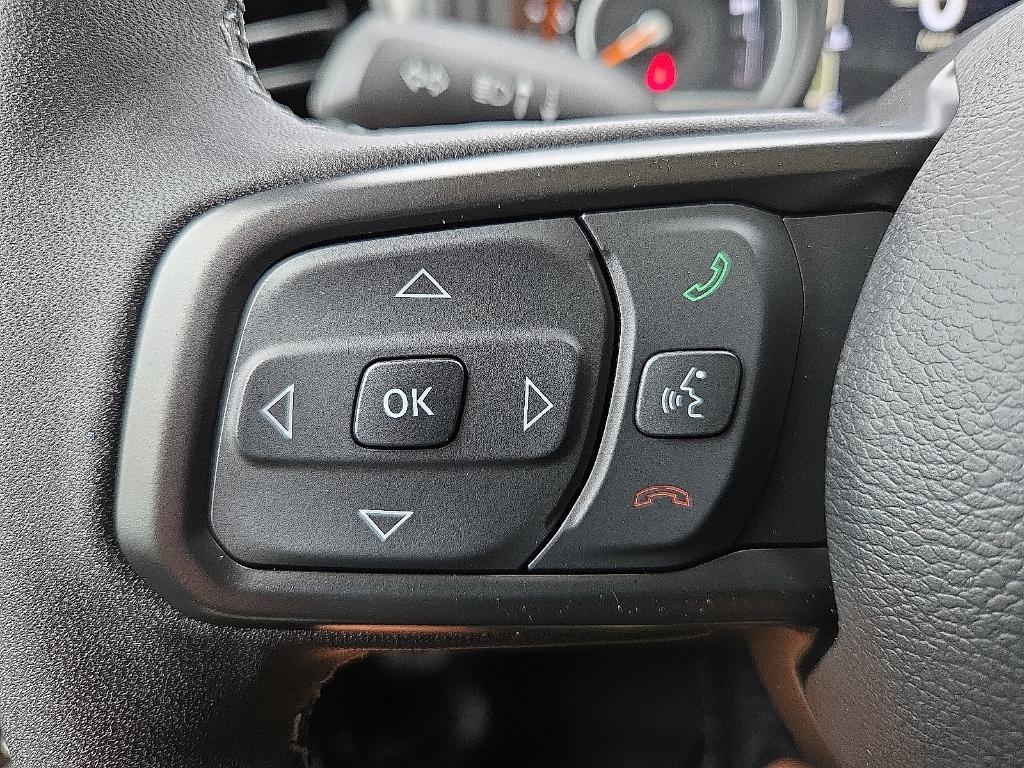 new 2025 Jeep Wrangler car, priced at $40,061