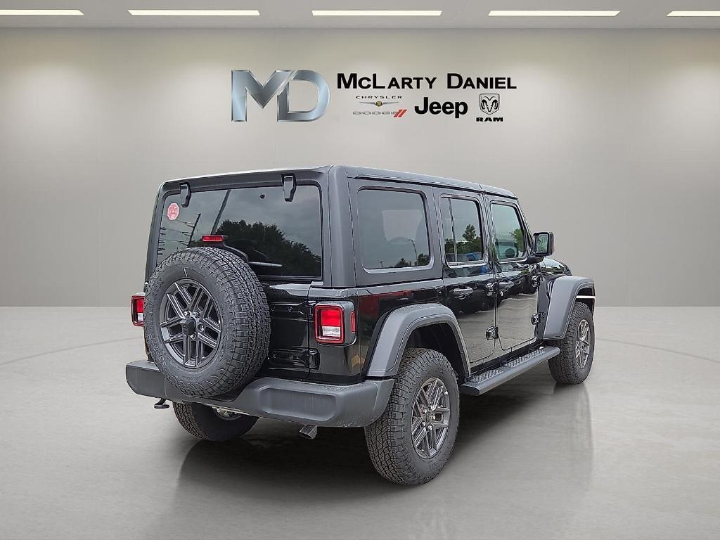 new 2025 Jeep Wrangler car, priced at $40,061