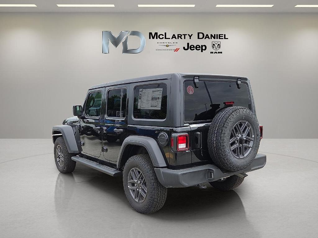 new 2025 Jeep Wrangler car, priced at $40,061
