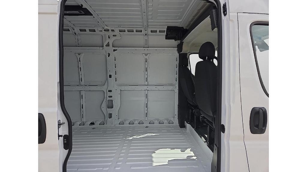 new 2025 Ram ProMaster 2500 car, priced at $51,456
