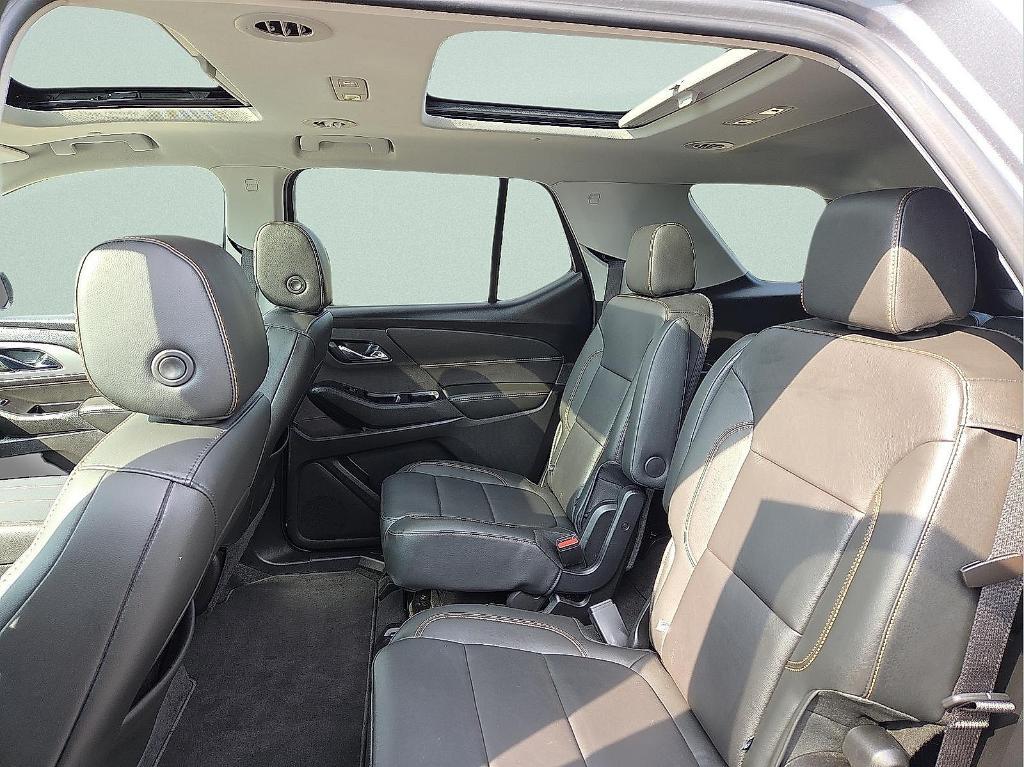 used 2020 Chevrolet Traverse car, priced at $25,239