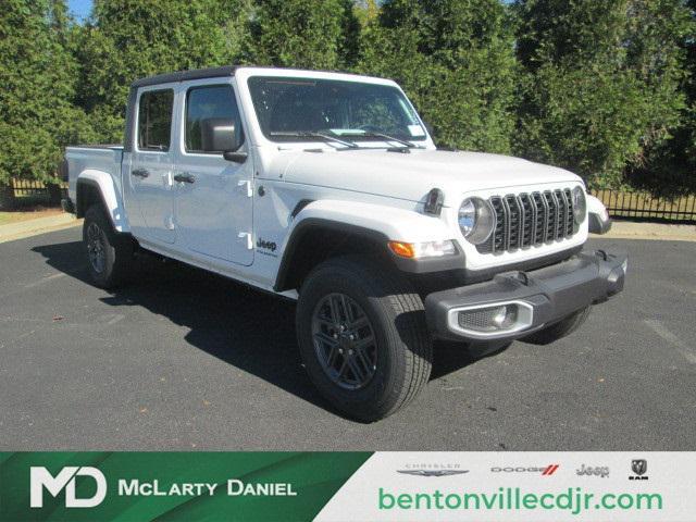 new 2024 Jeep Gladiator car, priced at $46,227