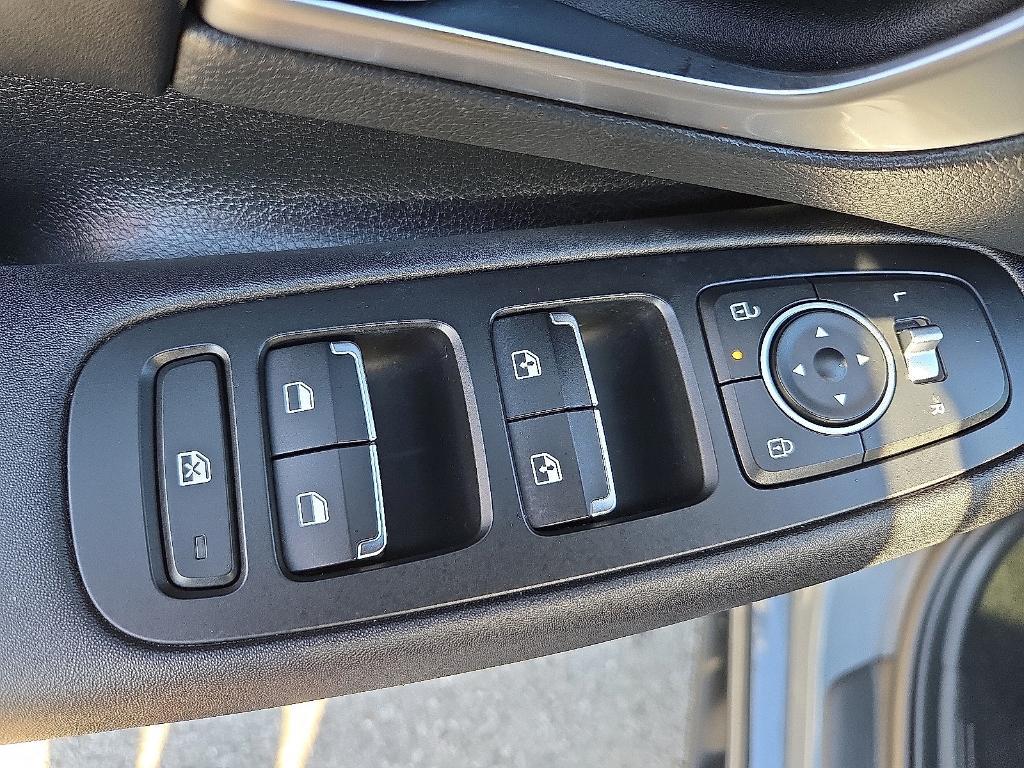 used 2024 Hyundai Sonata car, priced at $25,825