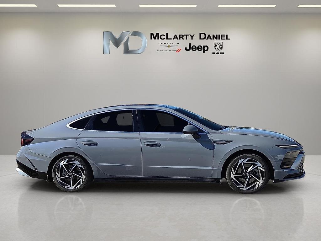 used 2024 Hyundai Sonata car, priced at $25,825