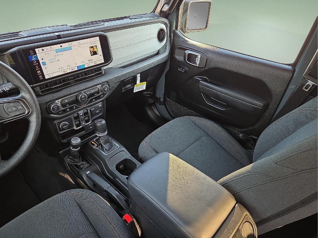 new 2025 Jeep Gladiator car, priced at $37,578