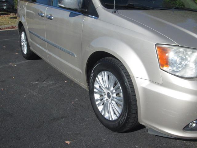 used 2014 Chrysler Town & Country car, priced at $8,745