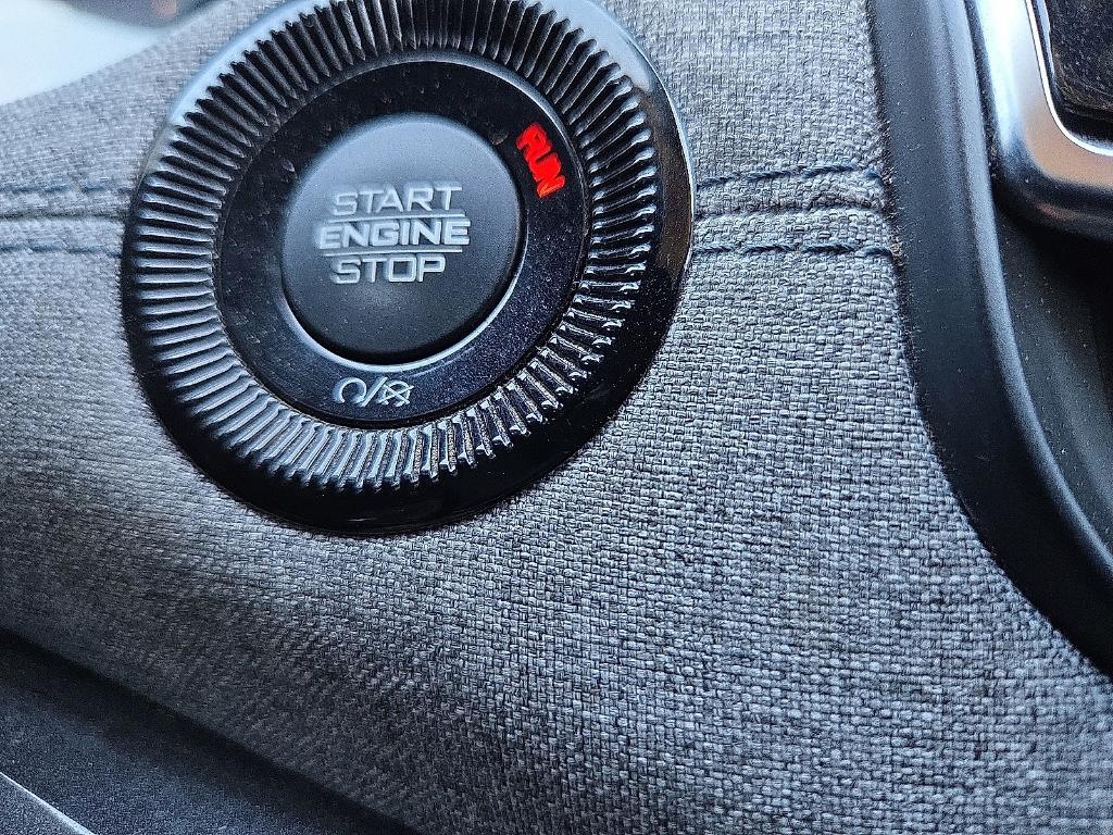 used 2022 Jeep Compass car, priced at $19,252