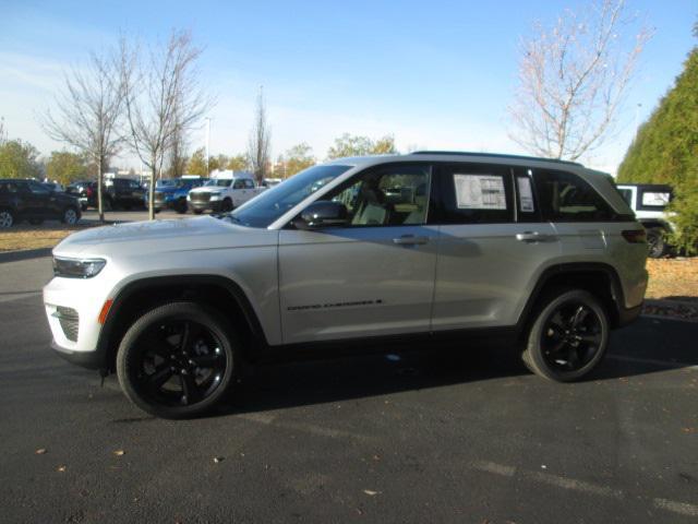 new 2025 Jeep Grand Cherokee car, priced at $44,937