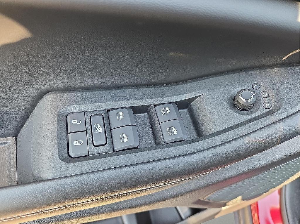 new 2025 Jeep Grand Cherokee car, priced at $40,742