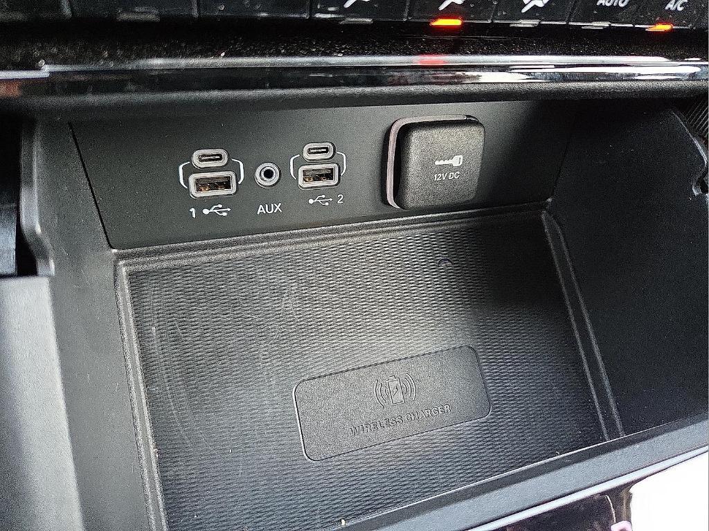 new 2025 Jeep Grand Cherokee car, priced at $40,742