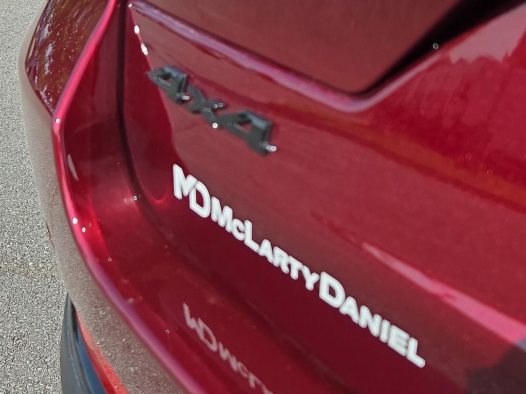 new 2025 Jeep Grand Cherokee car, priced at $40,742
