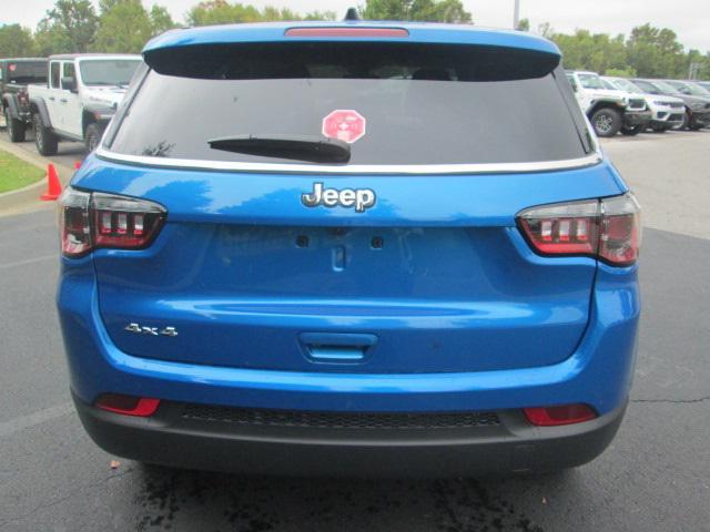 new 2025 Jeep Compass car, priced at $25,876