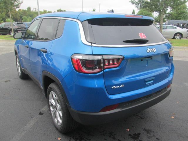 new 2025 Jeep Compass car, priced at $25,876