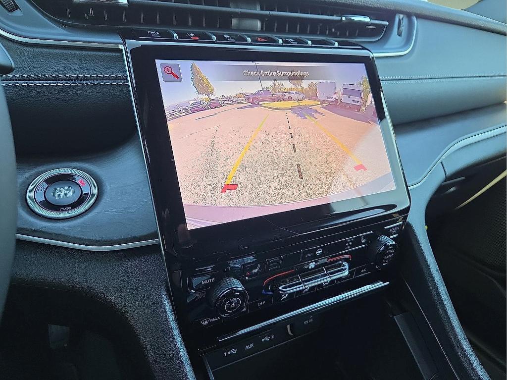 new 2025 Jeep Grand Cherokee car, priced at $41,361