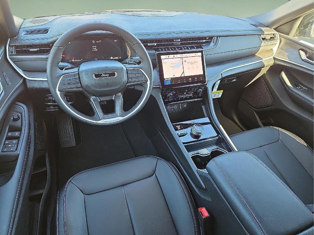 new 2025 Jeep Grand Cherokee car, priced at $41,361