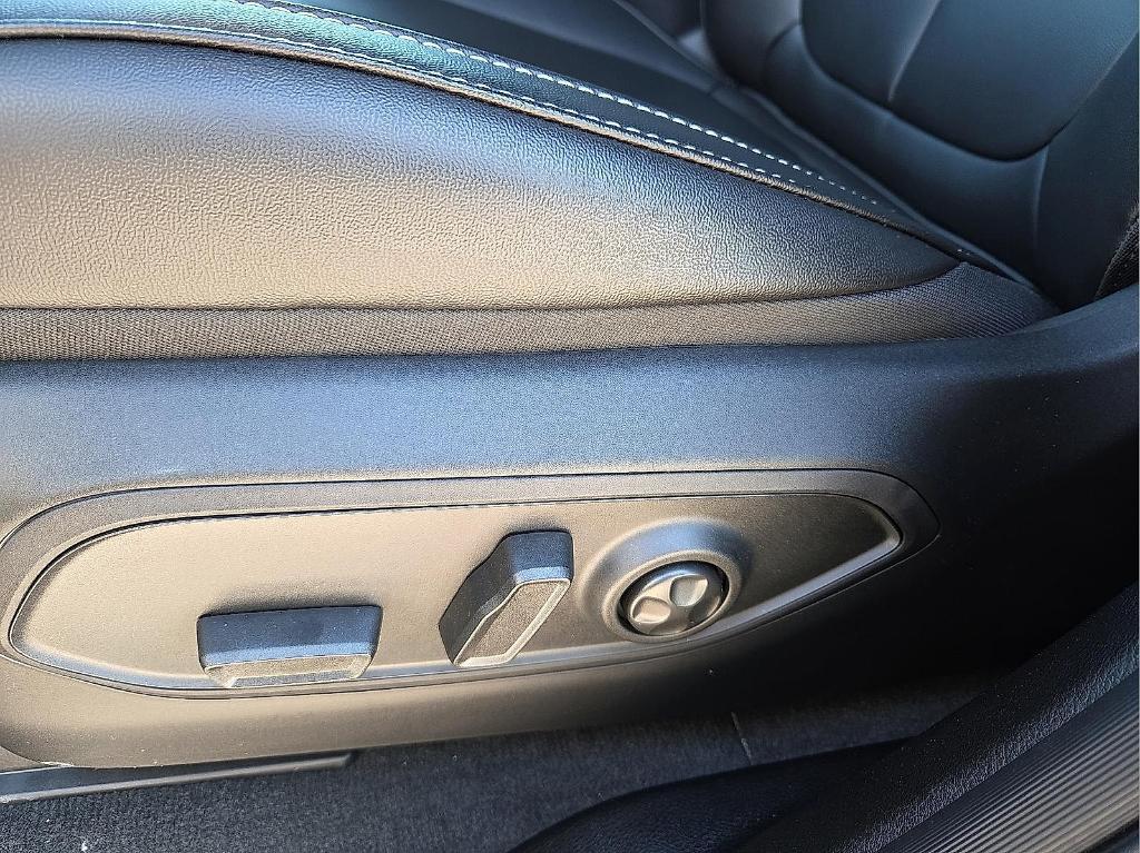 new 2025 Jeep Grand Cherokee car, priced at $41,361