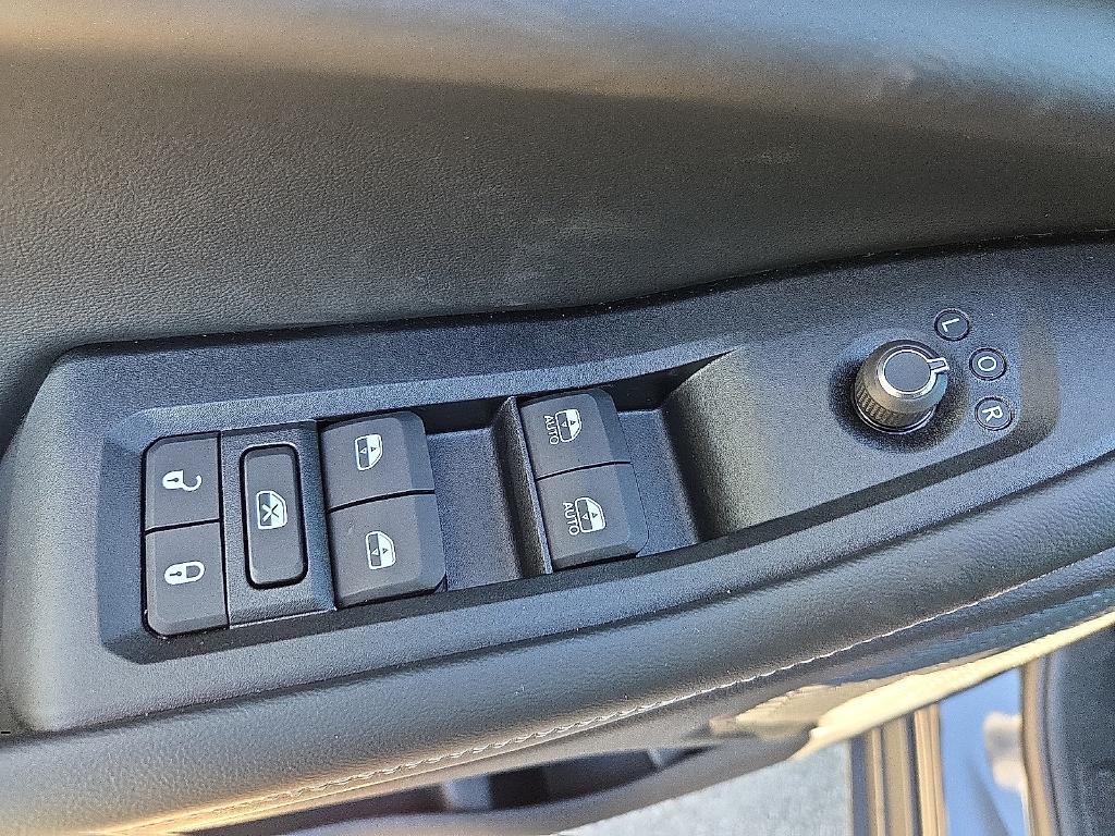 new 2025 Jeep Grand Cherokee car, priced at $41,361