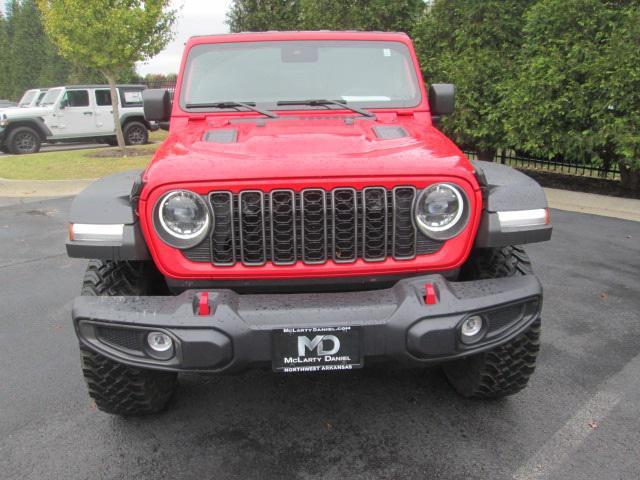 new 2024 Jeep Gladiator car, priced at $43,482