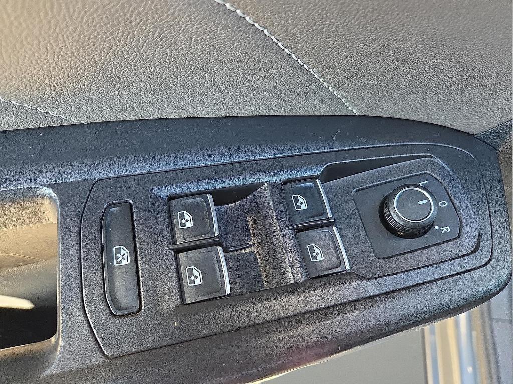 used 2022 Volkswagen Atlas Cross Sport car, priced at $24,371