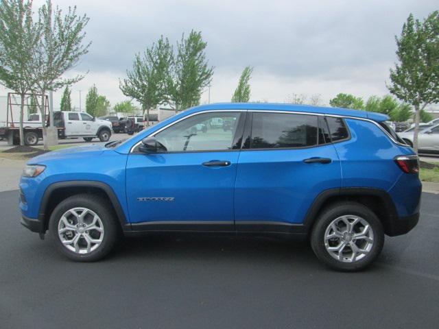 new 2024 Jeep Compass car, priced at $27,247