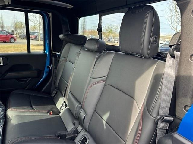 new 2025 Jeep Gladiator car, priced at $54,346