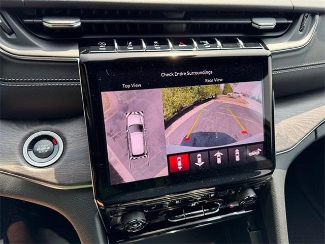 new 2025 Jeep Grand Cherokee car, priced at $56,005