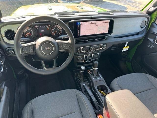 new 2025 Jeep Gladiator car, priced at $40,837
