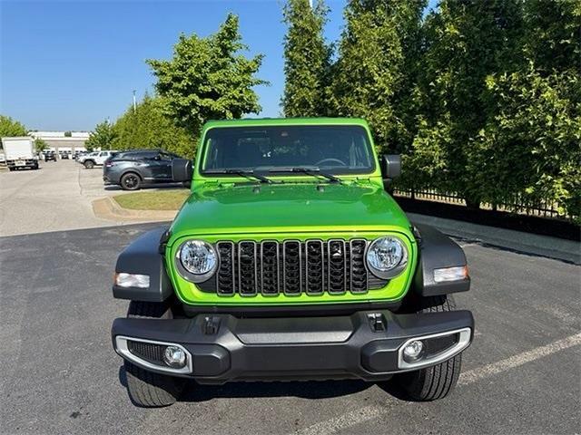 new 2025 Jeep Gladiator car, priced at $40,837