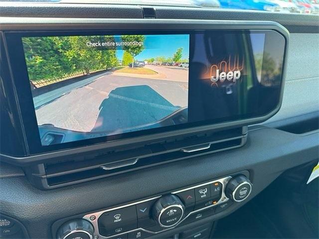 new 2025 Jeep Gladiator car, priced at $40,837