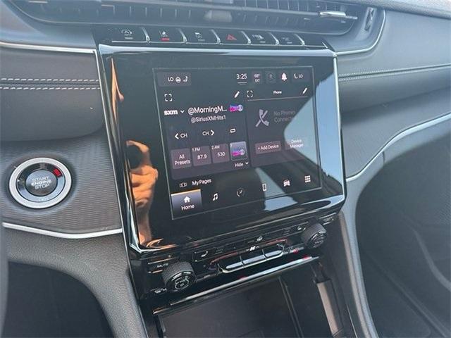 new 2025 Jeep Grand Cherokee car, priced at $40,216