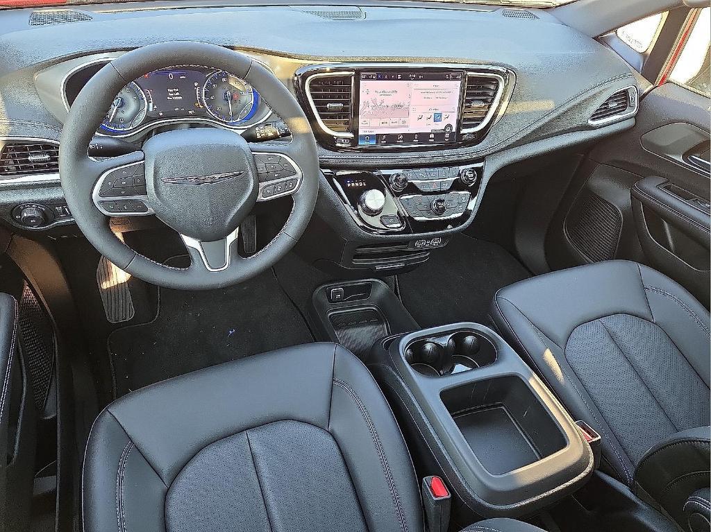 new 2025 Chrysler Pacifica car, priced at $42,737