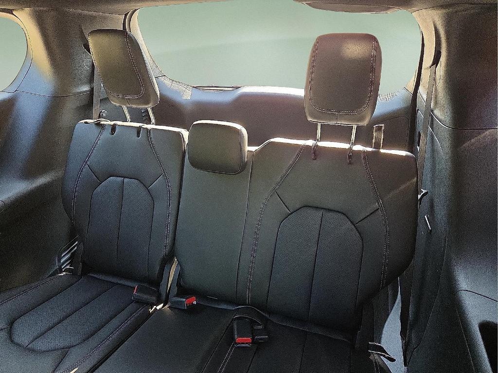 new 2025 Chrysler Pacifica car, priced at $42,737