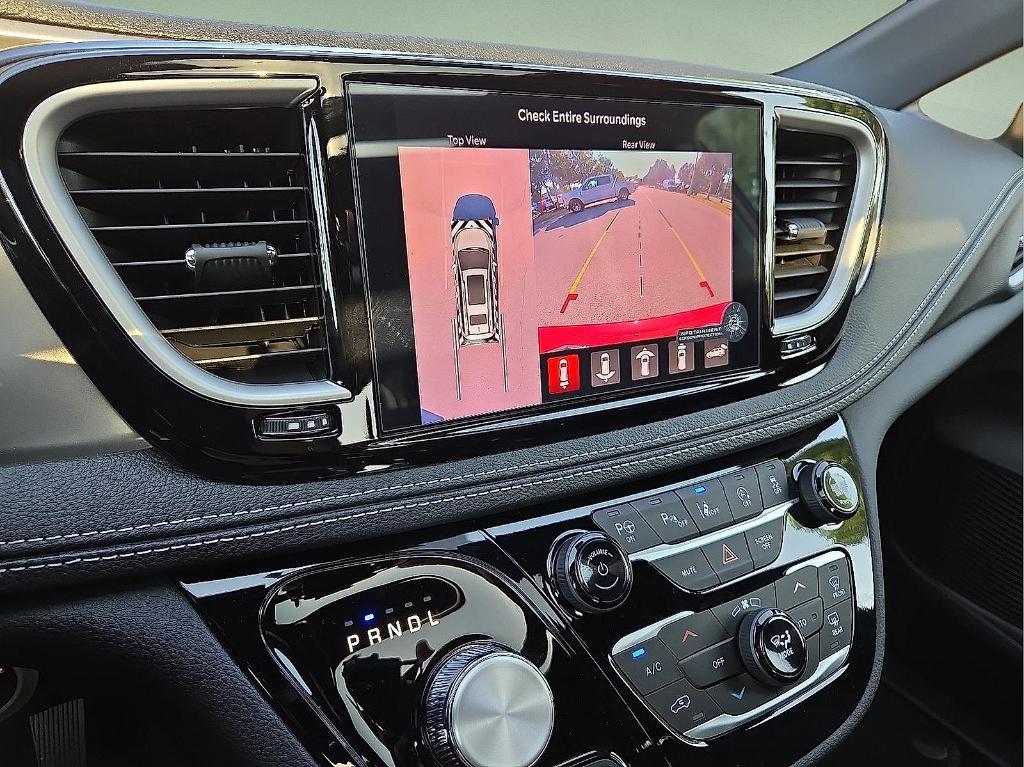 new 2025 Chrysler Pacifica car, priced at $42,737