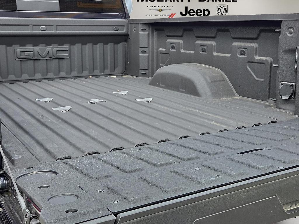 used 2025 GMC Sierra 2500 car, priced at $84,458